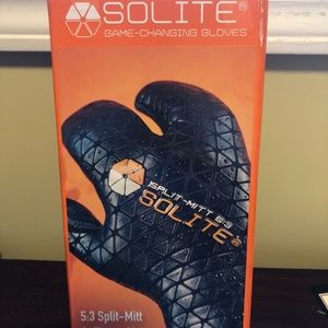 Solite wetsuit gloves for kids!